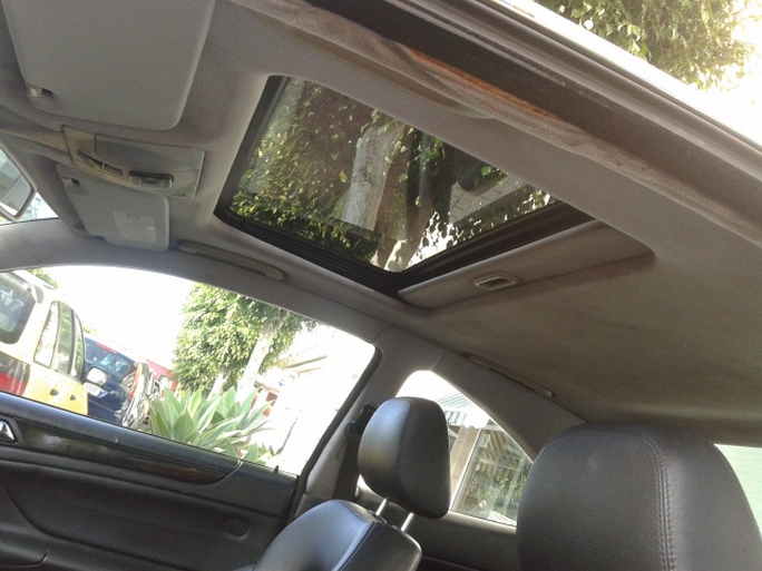 
								MERCEDES 230 KOMPRESSOR lleno									