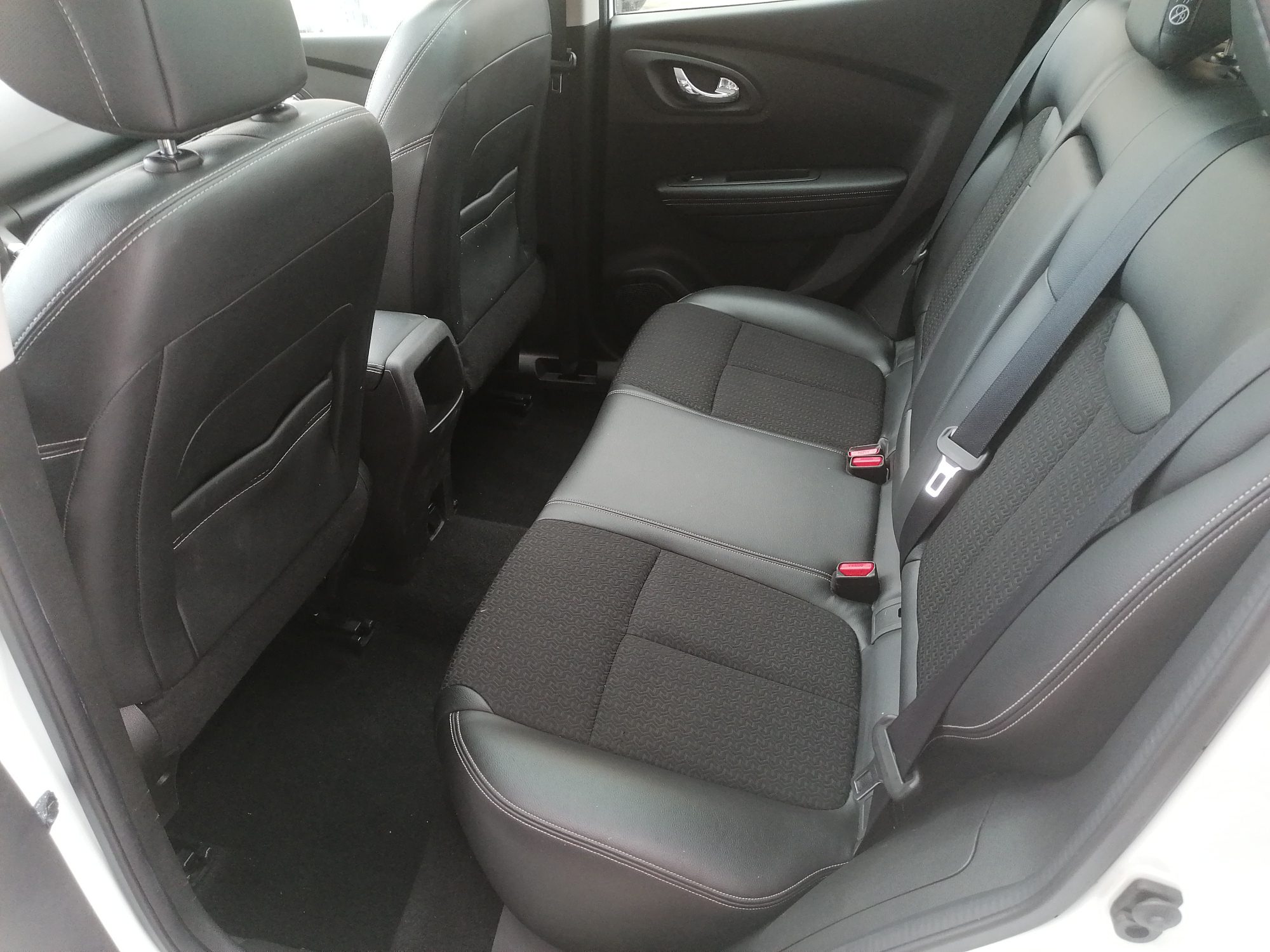 
								RENAULT KADJAR 1.6 lleno									