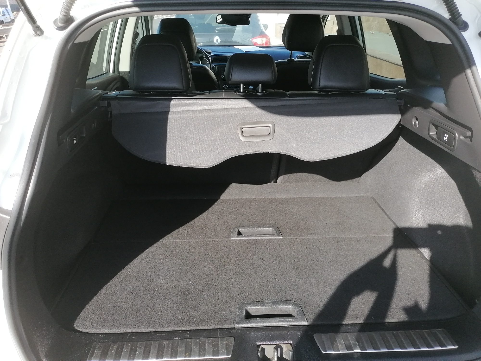 
								RENAULT KADJAR 1.6 lleno									