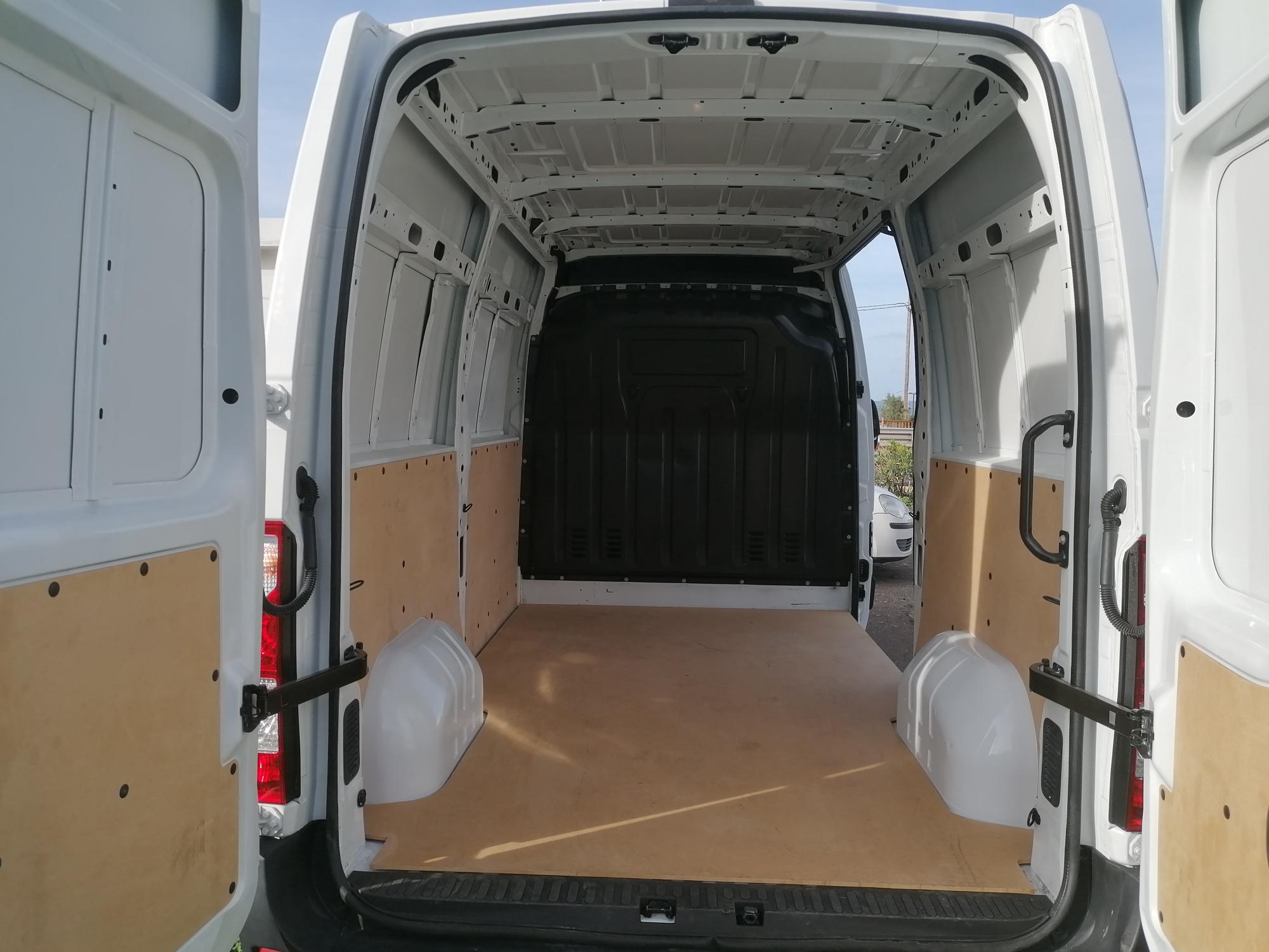 
								OPEL MOVANO 2.3 lleno									