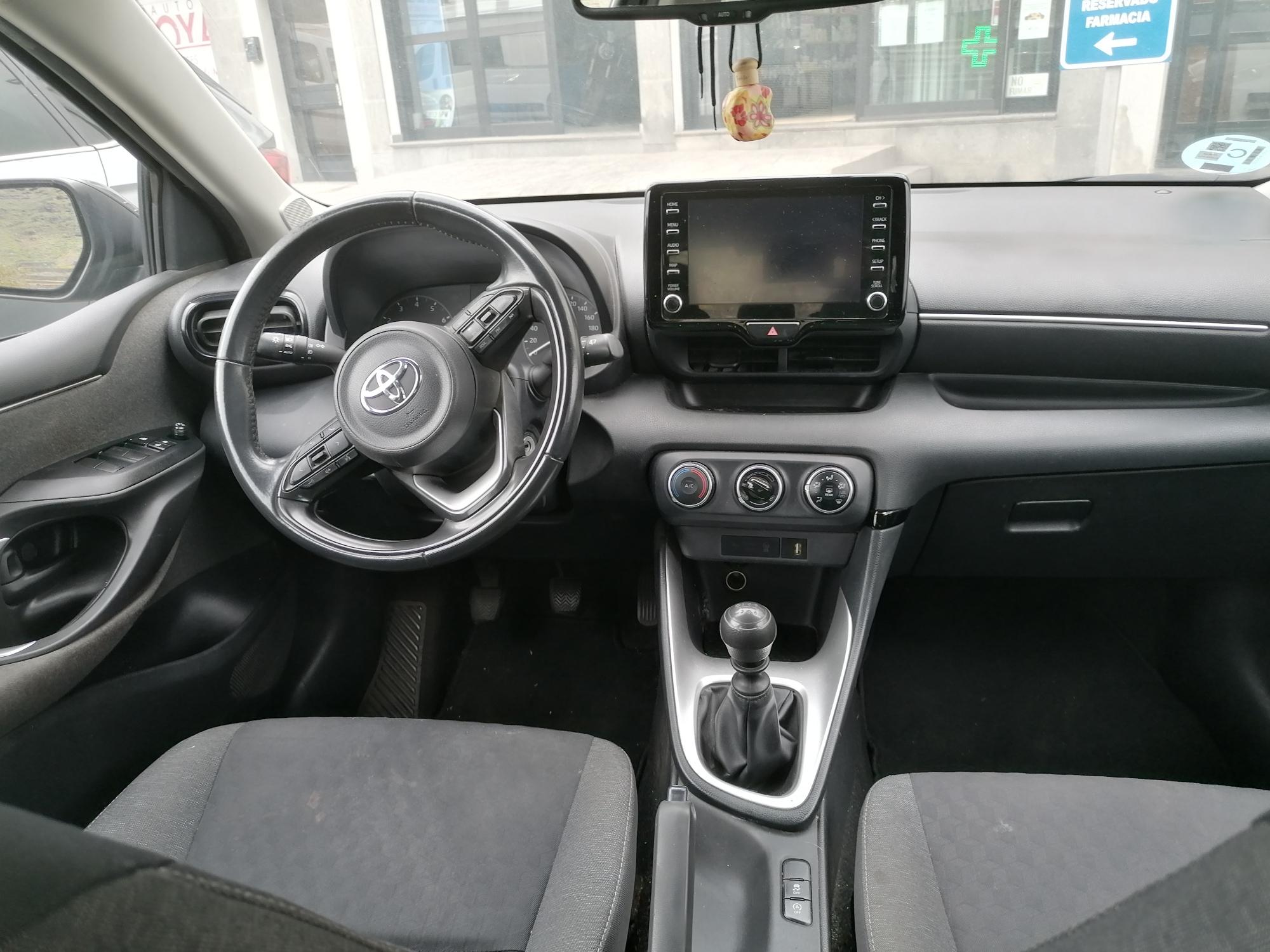 TOYOTA YARIS 1.5