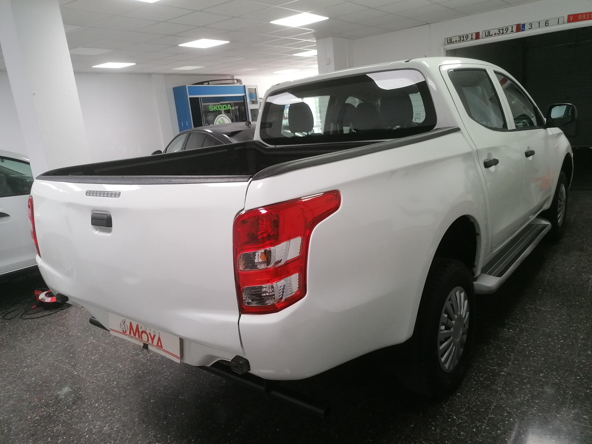 MITSUBISHI L200 2.4