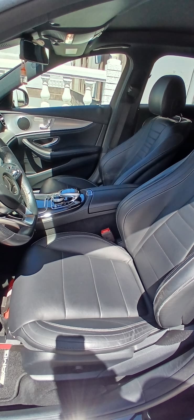 
								Mercedes E400 3.0 lleno									