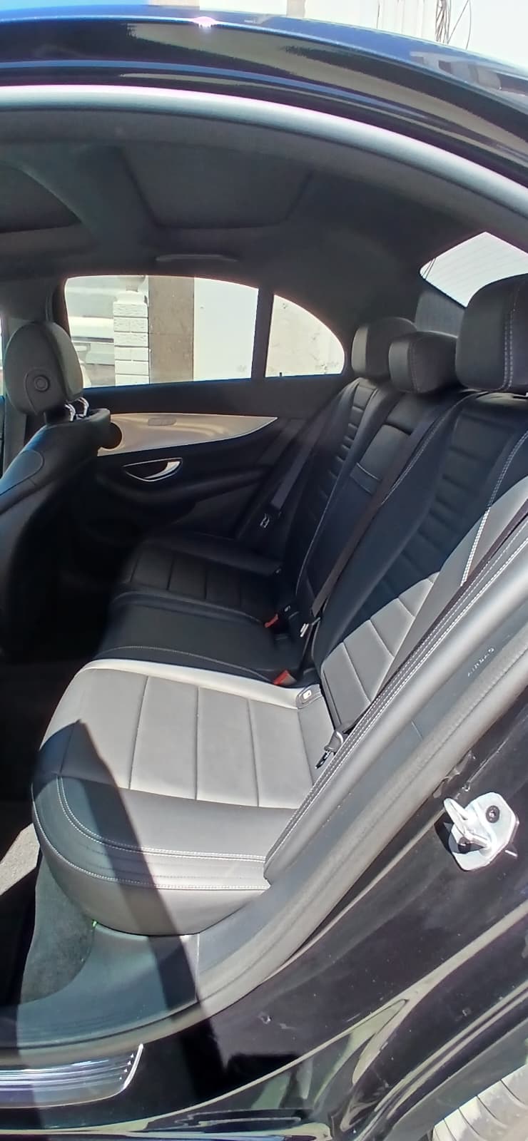 
								Mercedes E400 3.0 lleno									