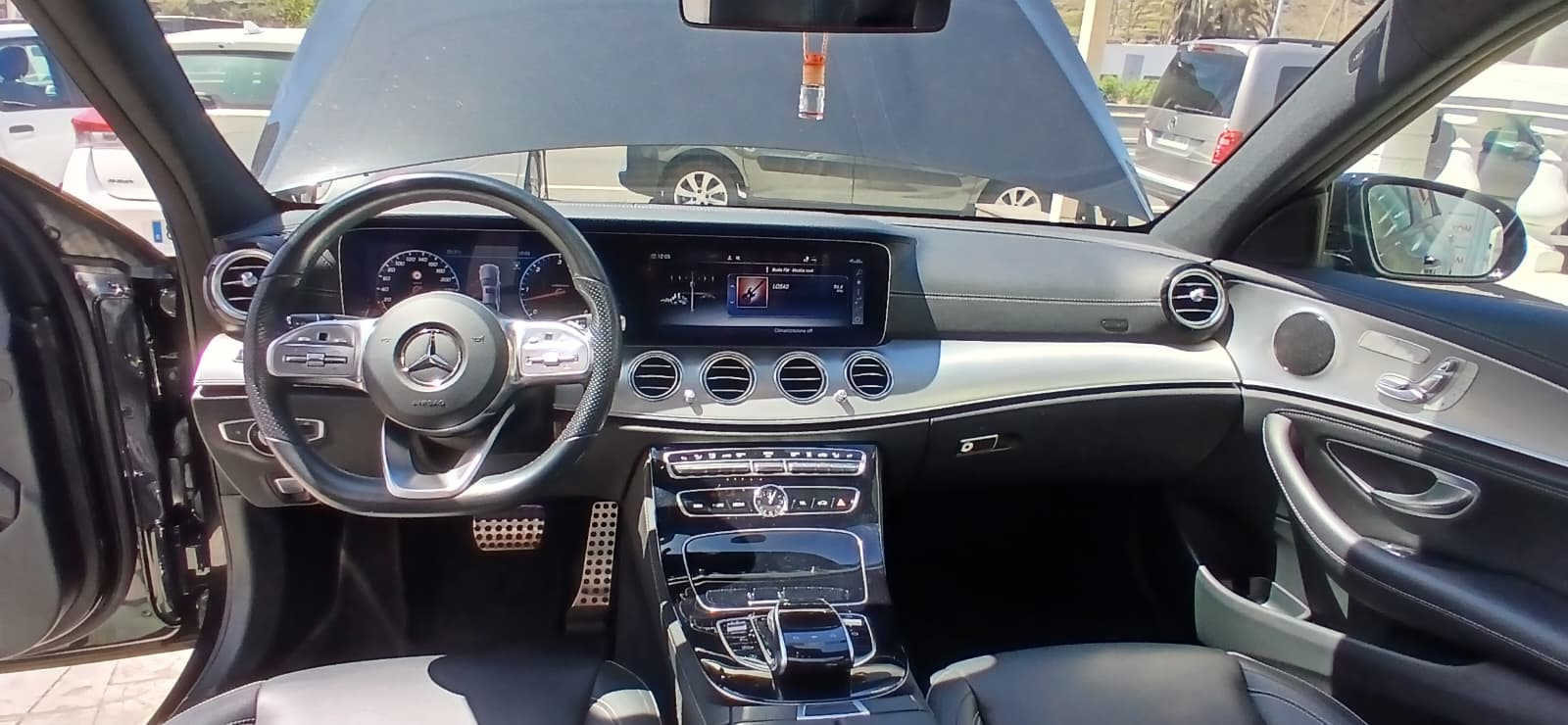 
								Mercedes E400 3.0 lleno									